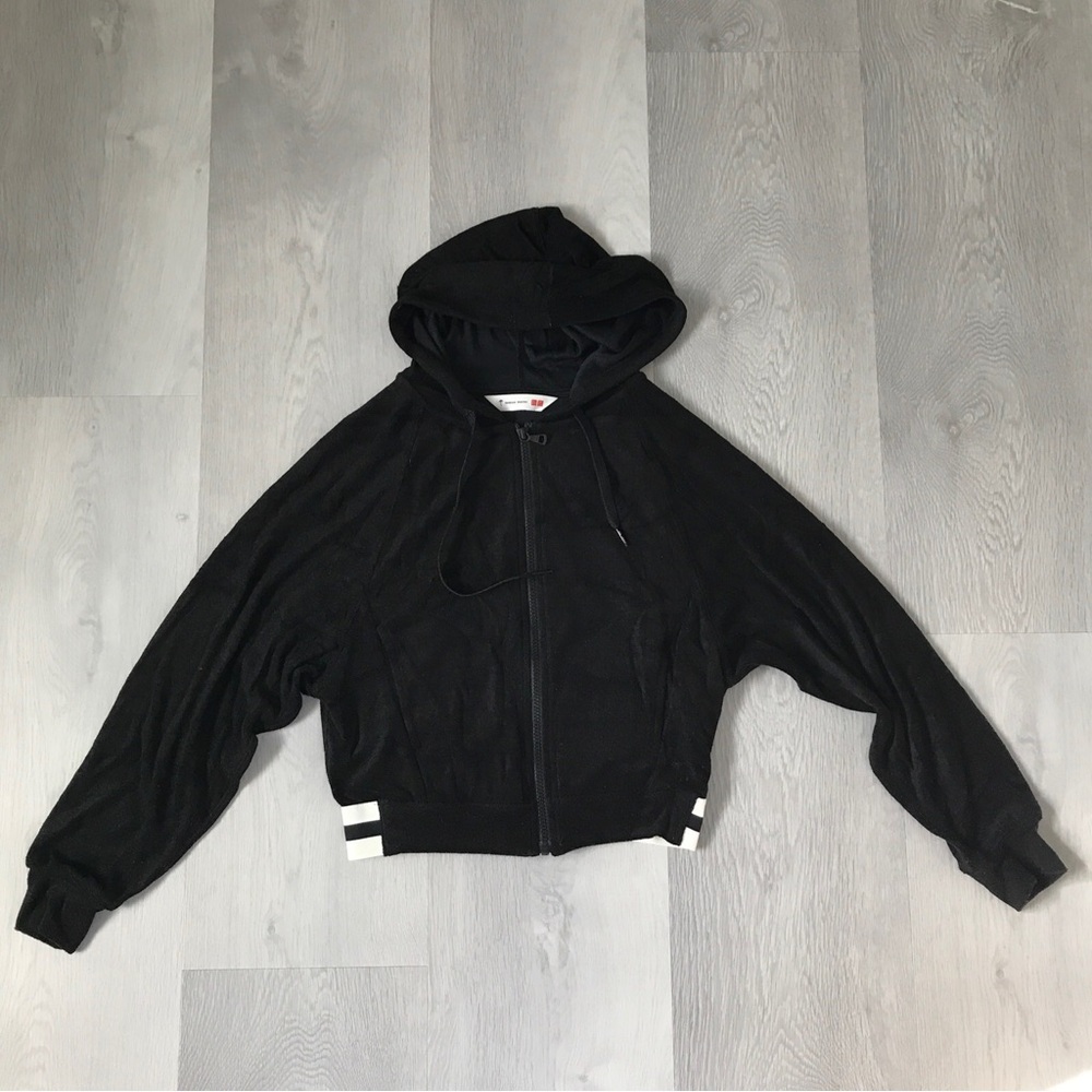 UNIQLO BLACK TERRY HOODED CROPPED JACKET WOMENS SMALL